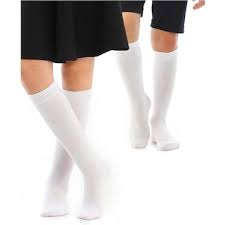 No Seam Knee Hi School Socks— Black & White