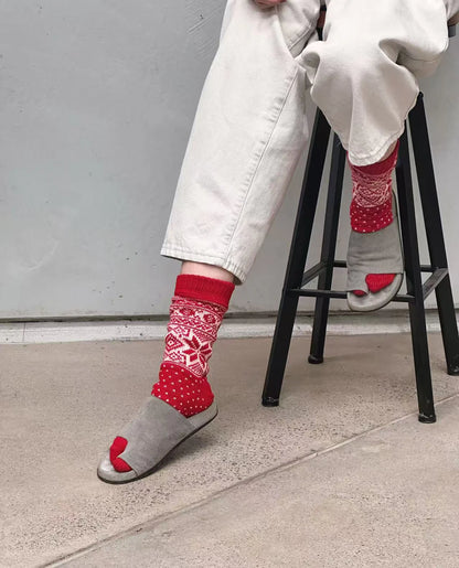 Snowflake EU Wool Socks
